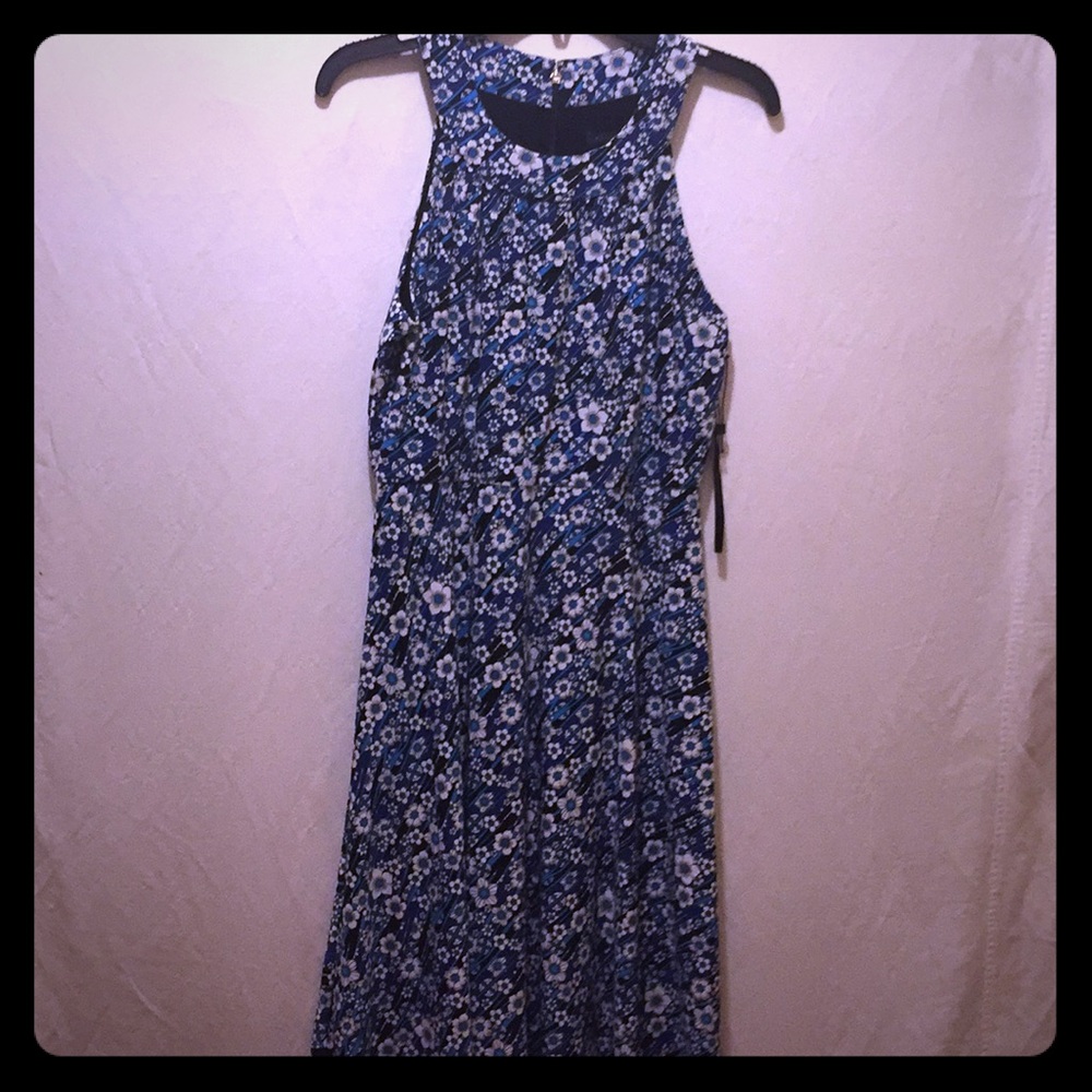 beautiful Tommy Hilfiger women's dress NWOT.